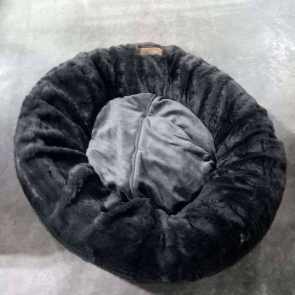 NWT UnHide Large Donut Pet Bed - Charcoal Charlie